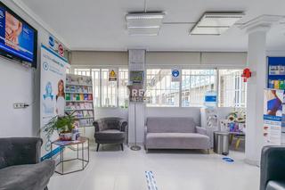Traspàs Local Comercial  Betanzos. Traspaso de centro médico con alquiler en avda. de betanzos fren