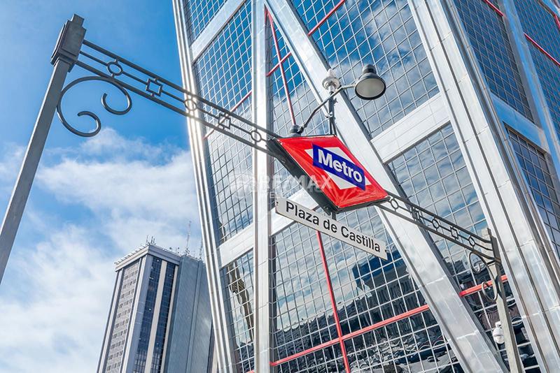 Foto a504cf33-dc77-4c05-811e-7a9e79b28f8a. Alquiler oficina alquiler de localoficina en ubicación premium plaza Castilla chamartin en Madrid