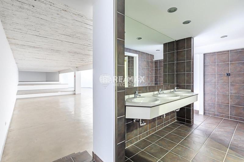 Foto 42a033c0-0e37-4b88-bea0-18ed9588a378. Lloguer oficina a Castilla Madrid