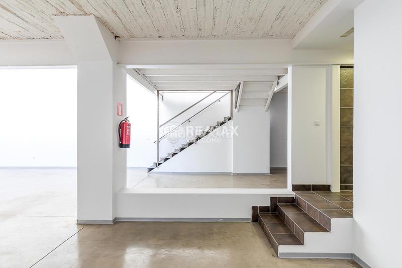 Foto 528bebbd-1b58-4d8f-b93f-db14fa96a333. Rent office space in Castilla Madrid