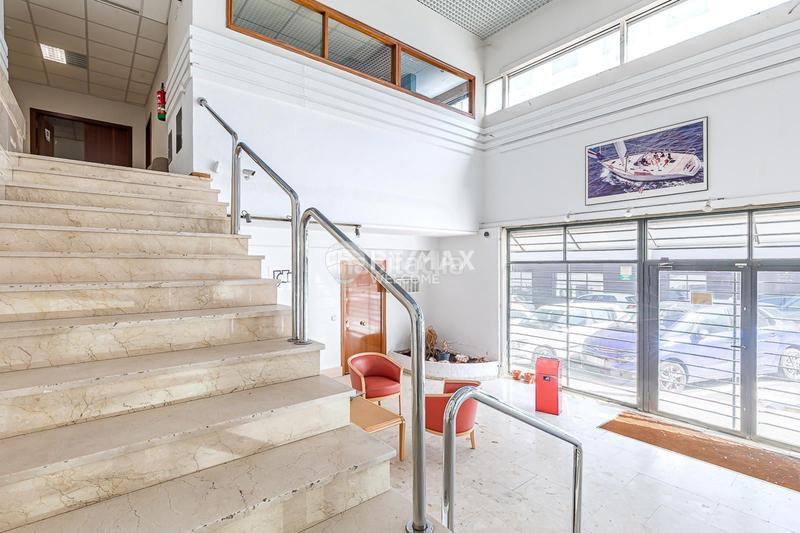 Foto 47c492fc-a597-4d52-a7f7-432495921694. Location bureau avec chauffage dans Tres Olivos-Valverde Madrid