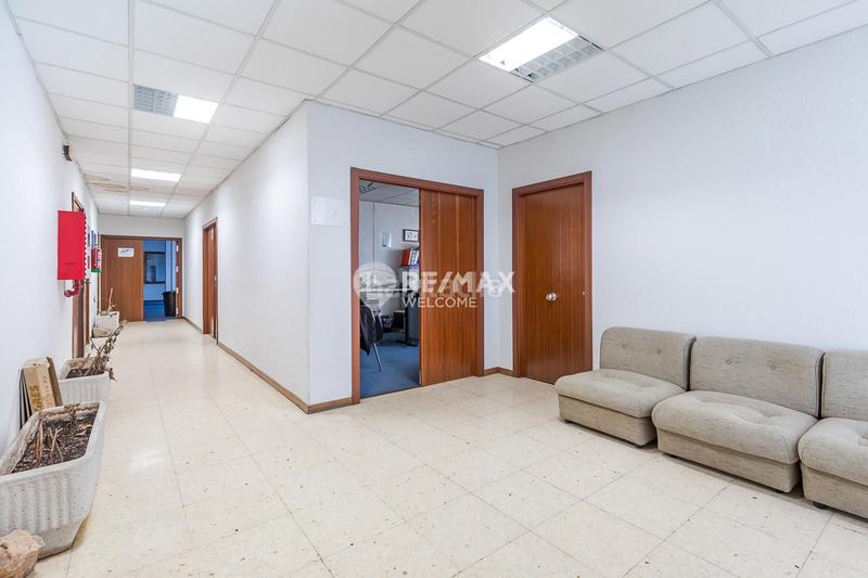 Foto d405a68f-7764-415e-8b00-c8fce2cb7a38. Location bureau avec chauffage dans Tres Olivos-Valverde Madrid