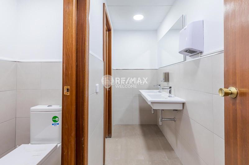 Foto cc57b4d9-5328-426e-bb47-0e9eade5c271. Rent office space with heating in Tres Olivos-Valverde Madrid