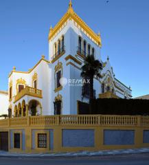 Casa  De valencia. Casa palacio en jaén de estilo neobarroco con alma nazarí