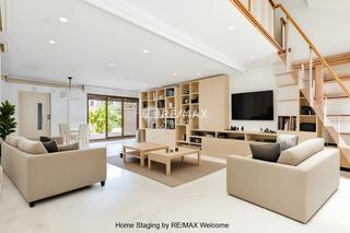 Casa aparellada  Julián hernández. Chalet exclusivo con jardín, piscina y ascensor privado en artur