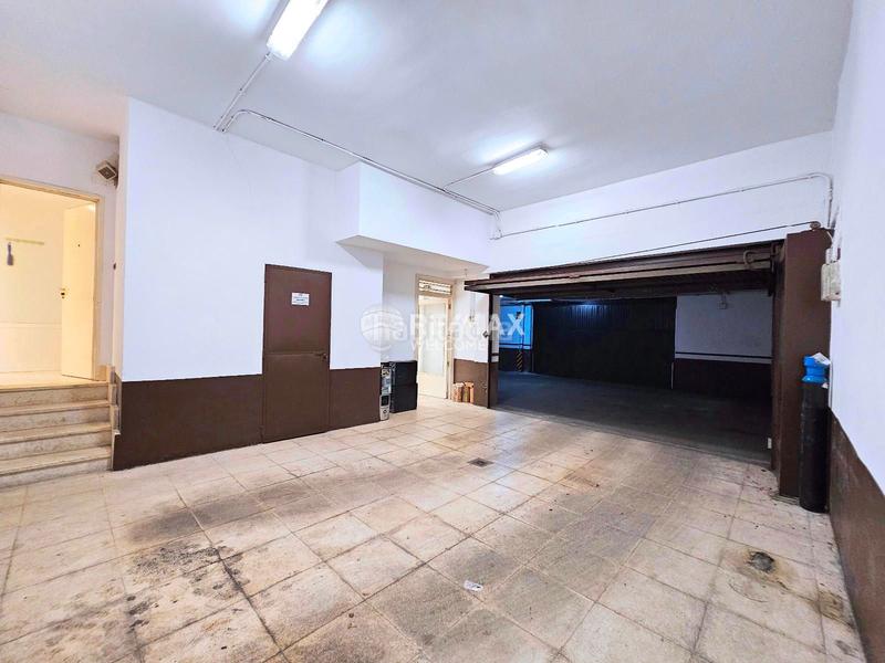 Foto 8401a704-5562-4f19-b647-35e0421e3a02. Casa pareada chalet exclusivo con jardín, piscina y ascensor privado en arturo soria en Madrid
