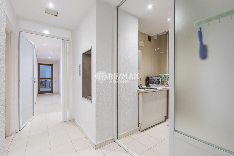 Foto 8fd6b93c-24fc-4eb0-904e-183953823d6b. Casa pareada chalet exclusivo con jardín, piscina y ascensor privado en arturo soria en Madrid