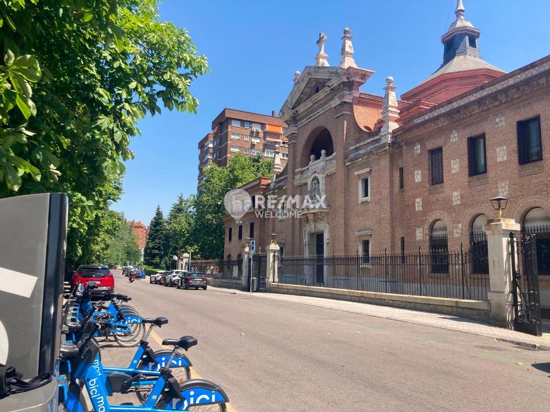 Foto dd26aae3-53cb-45e3-ba4b-677b2e4975d2. Rent office space in Castilla Madrid