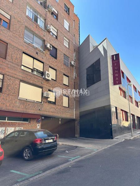 Foto c9fca942-15bb-4d4c-a289-486c509d05fc. Parking coche en Castillejos-Cuzco Madrid