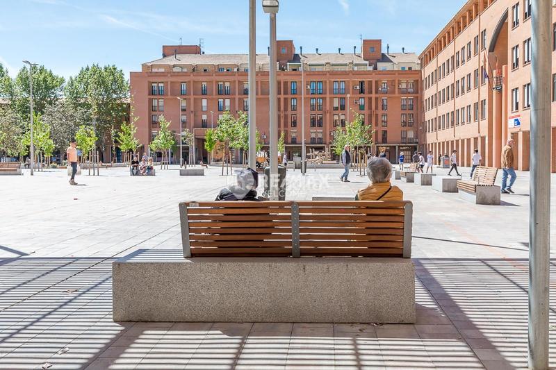Foto 79883e79-b928-401d-a11c-de2b7460455b. Piso en Valdeacederas Madrid