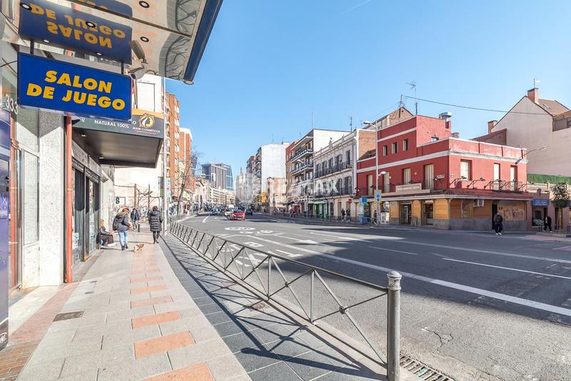 Foto 8651409d-2e07-4410-b4e6-dd250629180a. Piso en Valdeacederas Madrid
