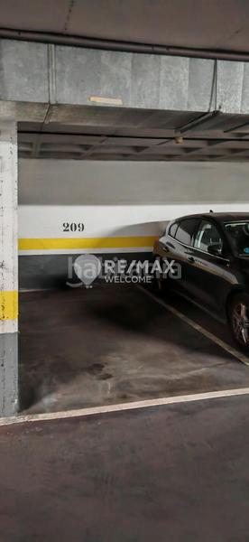 Foto 7204f245-de2f-4a50-b5f5-ff717e5a2119. Rent car parking in Castillejos-Cuzco Madrid