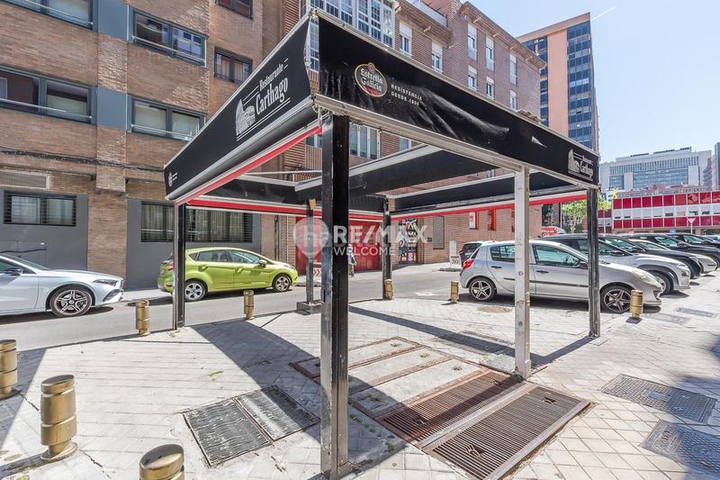 Foto 662f6946-37d7-40d5-8fcb-7f86ba61c8cc. Local comercial en Castillejos-Cuzco Madrid