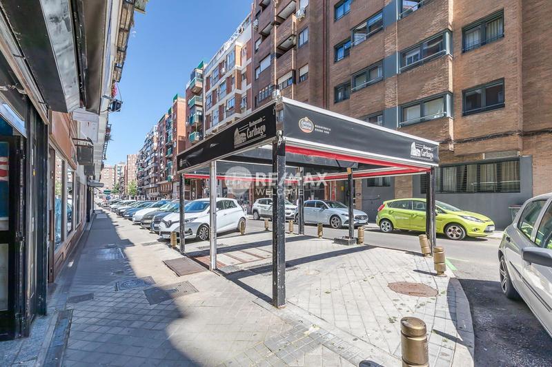 Foto a3550e25-1cbc-4c67-8116-39dccdd8ab9c. Local comercial en Castillejos-Cuzco Madrid