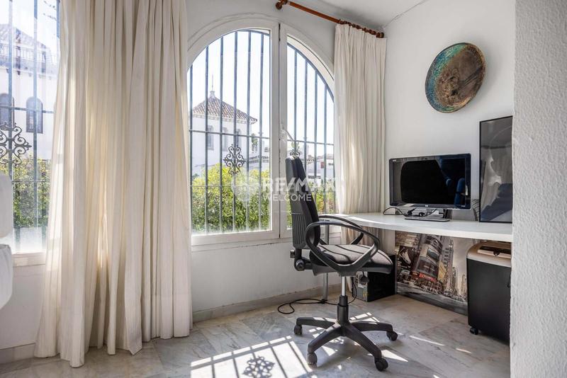 Foto 13515913-511b-455a-b149-9fd40dd0ecc8. Chalet con riscaldamento parcheggio in Heliópolis Sevilla