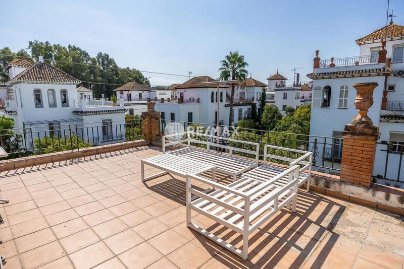 Foto 169dd48e-3eb5-4a12-ac58-7e476e02cc16. Chalet con riscaldamento parcheggio in Heliópolis Sevilla