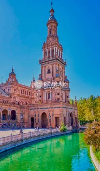 Foto 18b2a9ef-257a-48e3-a6a0-a710f8a78e6d. Chalet con riscaldamento parcheggio in Heliópolis Sevilla