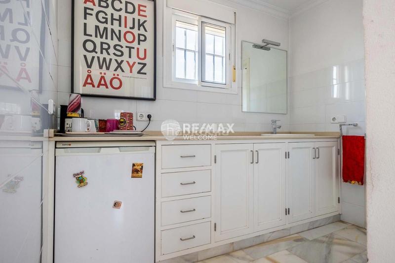 Foto 477d5ebb-a7b1-451d-a53a-ea721d793832. Chalet con riscaldamento parcheggio in Heliópolis Sevilla