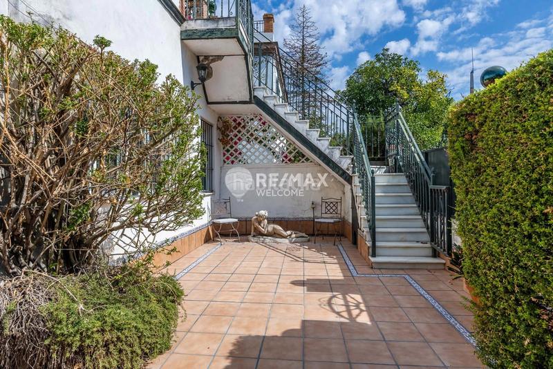 Foto 4c284df0-93d2-43b2-ae13-5b6687d5be1e. Chalet con riscaldamento parcheggio in Heliópolis Sevilla