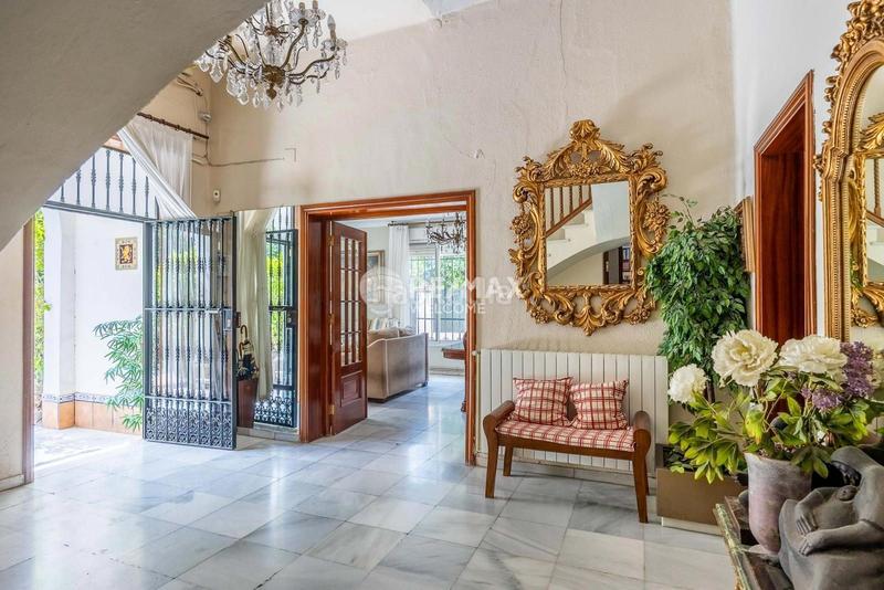 Foto ccb72049-ba2c-4098-9dfd-696c399f7ff3. Chalet con riscaldamento parcheggio in Heliópolis Sevilla