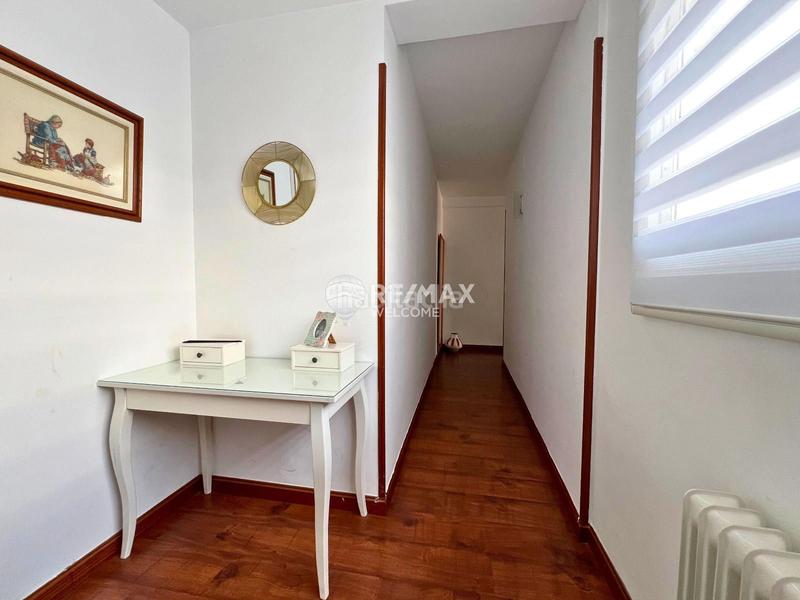 Foto 2f322845-371d-4fd0-bdae-597b57468066. Pis amb calefacció aparcament a Adelfas Madrid