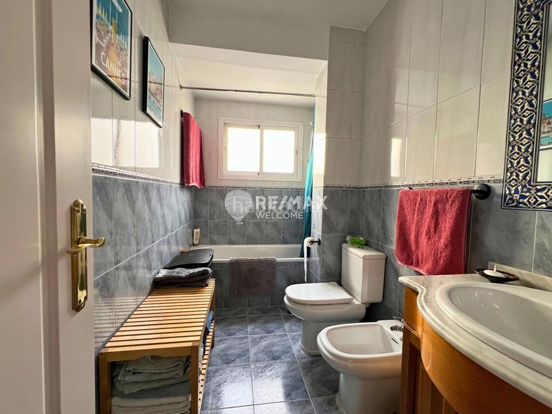 Foto 58bcde6e-4b65-4076-a30f-7ad871a8f60c. Pis amb calefacció aparcament a Adelfas Madrid