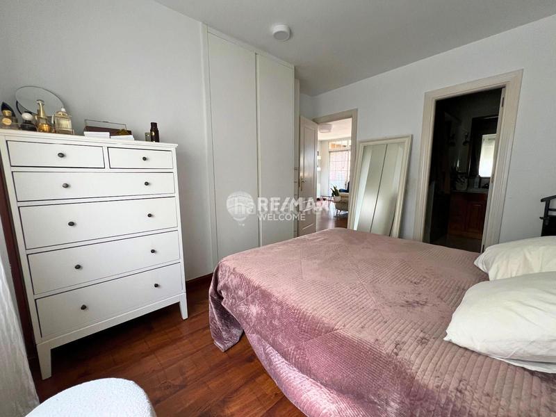 Foto 942c76b7-2a44-44ad-b68c-3ee7305afcfd. Pis amb calefacció aparcament a Adelfas Madrid