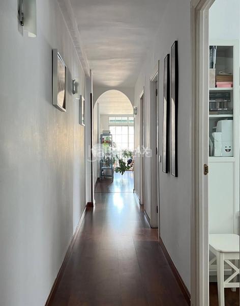 Foto a2da1569-cef7-40f9-9cbe-d8cdf76e634a. Pis amb calefacció aparcament a Adelfas Madrid