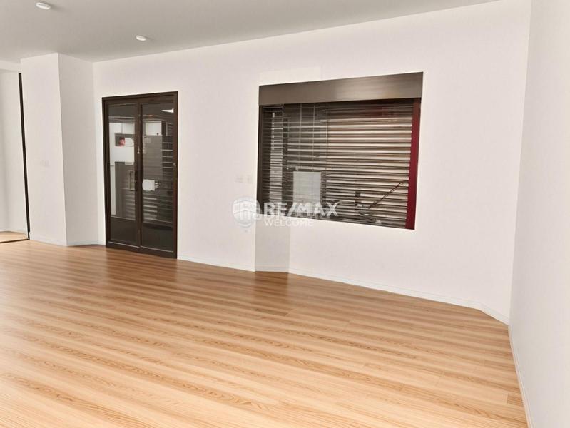 Foto 71dc9dd9-9e66-4ea8-b58d-f8429b0a80bf. Geschäftsraum in Berruguete Madrid