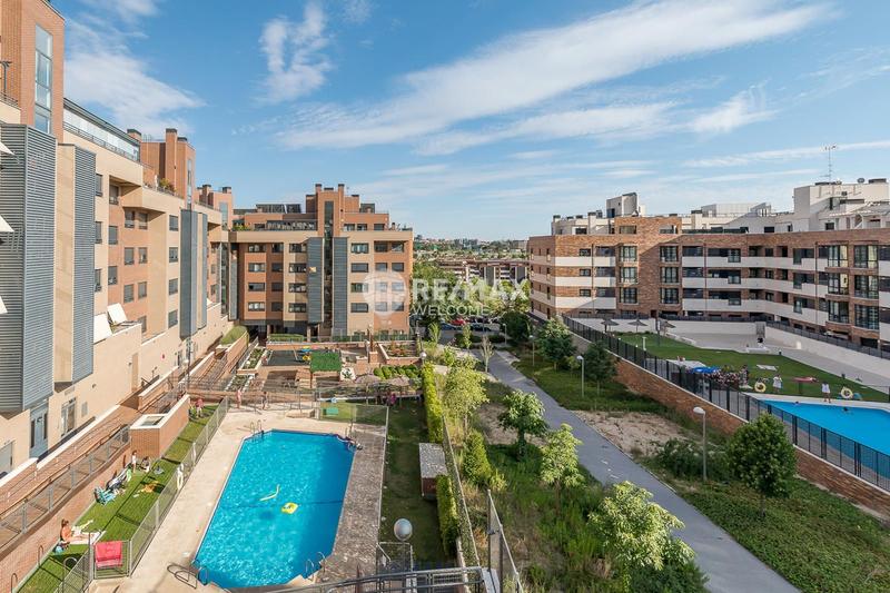 Foto adb2712a-1e2e-49fd-9483-b9f3ef8c2fd0. Piso en Montecarmelo Madrid