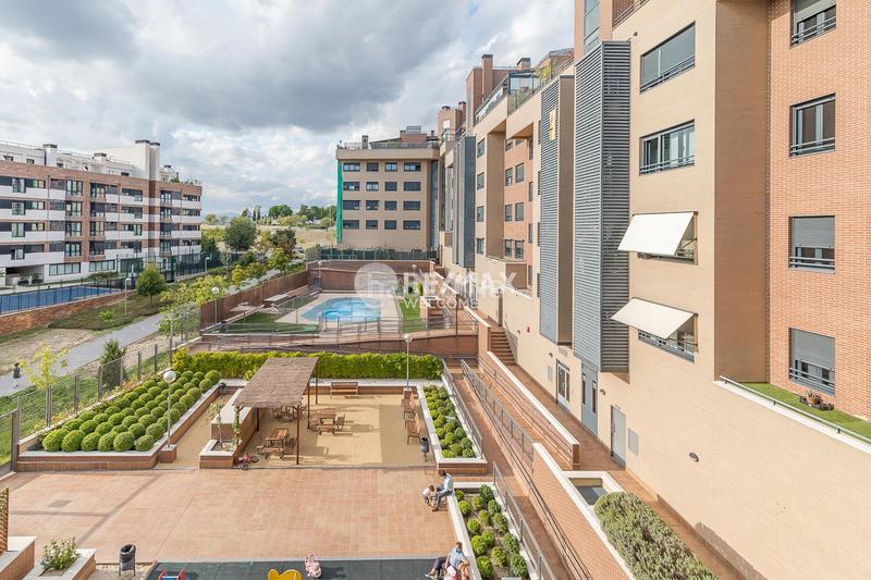 Foto dc7fa720-60cd-43d2-bd88-daac11c5413b. Piso en Montecarmelo Madrid