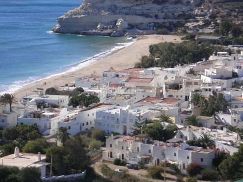 Foto 2afcb7c3-8565-40f6-a3ee-6564cecf73a9. Pis amb aparcament piscina a El Toyo Almería