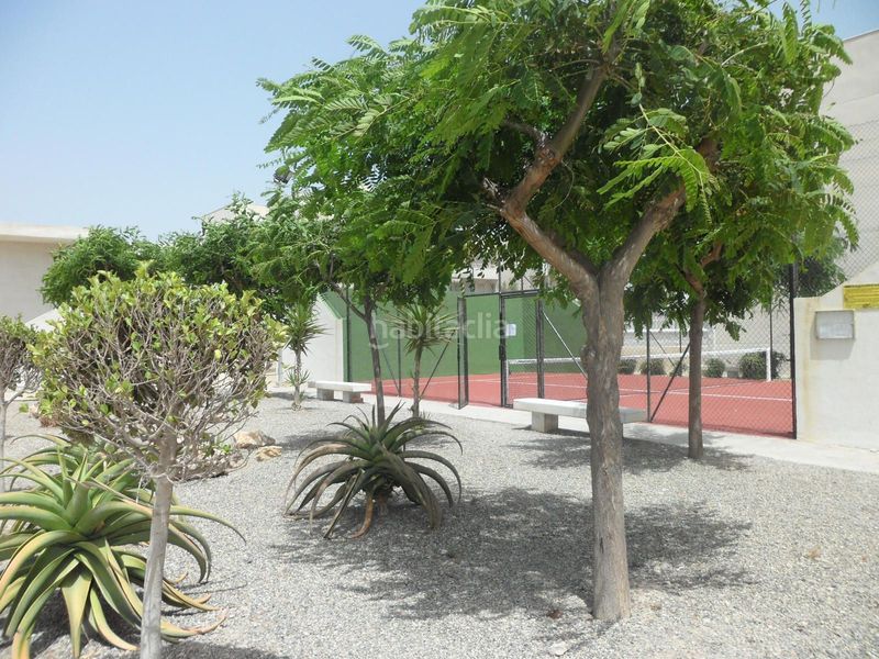 Foto b84d55af-acfe-47f3-a904-54c7450b902d. Pis amb aparcament piscina a El Toyo Almería