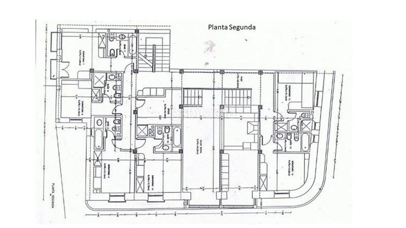 Foto 3df1a2a3-4926-42a2-a034-6bcd18f844fc. Edificio in Turégano
