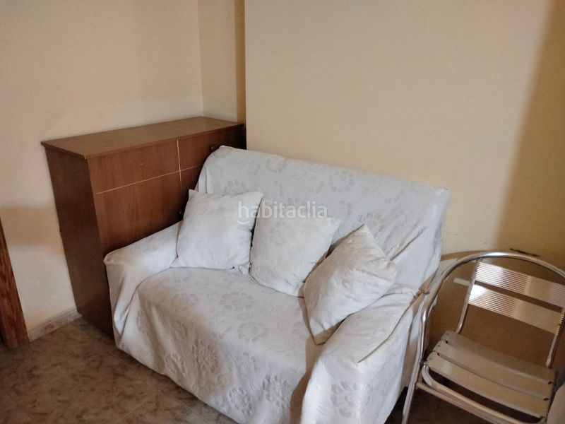 Foto 3806a489-dc94-4b48-ac2d-903d4b1dc6c4. Edificio en Trujillo