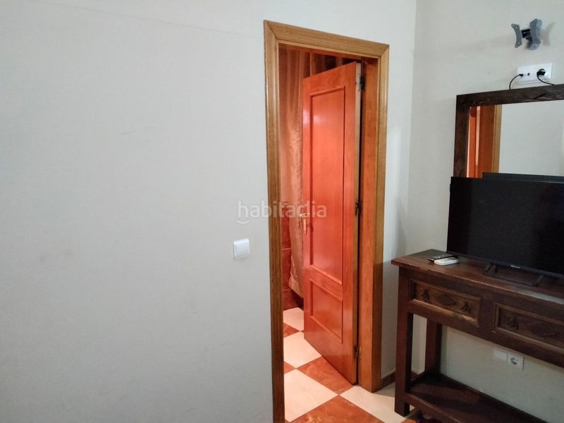 Foto 7a32ef94-93d7-4c8d-90e3-661cdf094177. Edificio in Trujillo