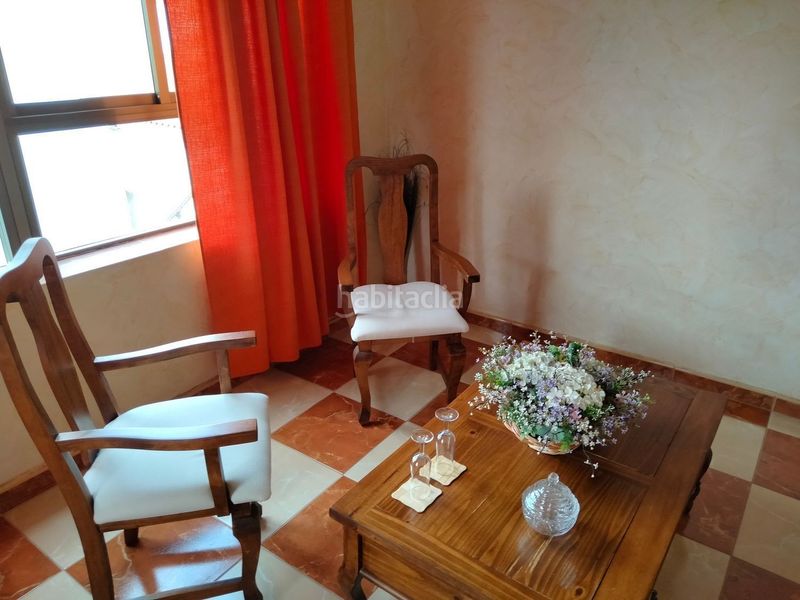 Foto edf65530-c39c-4659-96f8-ad3c3d551fb2. Edificio in Trujillo