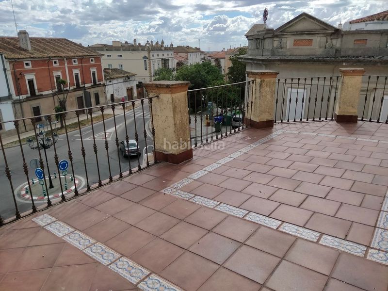 Foto 2a9d0d14-8b3a-4585-972f-3db2da606af1. Edificio en Trujillo