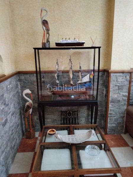 Foto f383568c-acdc-4ea8-9c9a-40142d64a5ac. Edificio en Trujillo