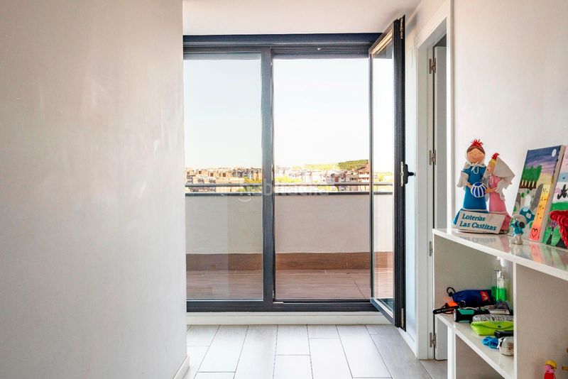 Foto 8cfd7abe-08be-4f81-bbb8-7ccf1b9d7421. Àtic amb aparcament piscina a Rivas Futura Rivas - Vaciamadrid