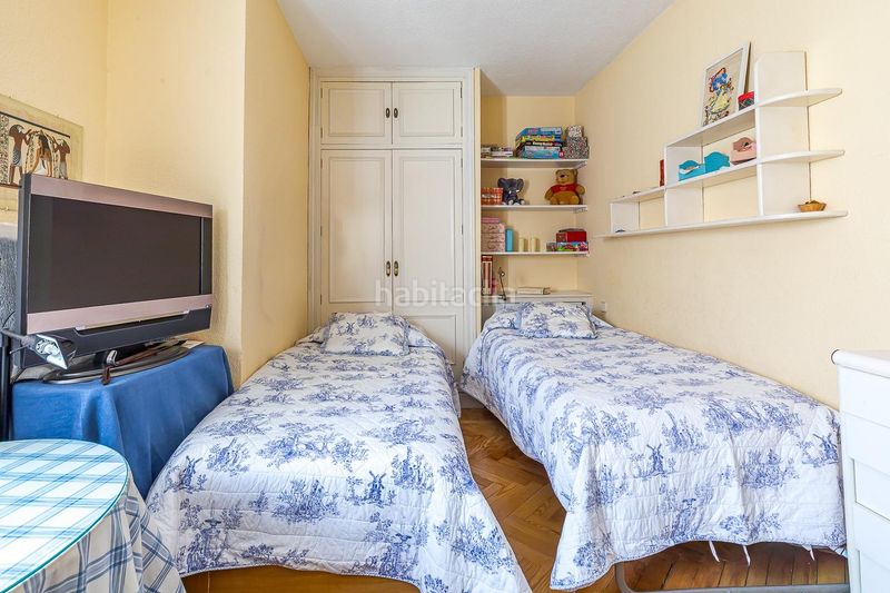 Foto 4a9a670a-e5ec-418d-86e2-f6207334a2b4. Àtic amb aparcament a El Viso Madrid