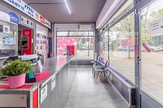 Rent Business premise  Calle condor. Traspaso de centro tecnológico multiservicio