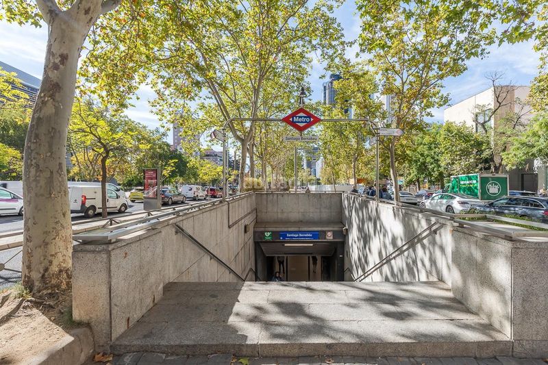 Foto 18c36db9-771c-46a7-8e7c-392d082da99b. Pis amb aparcament a El Viso Madrid