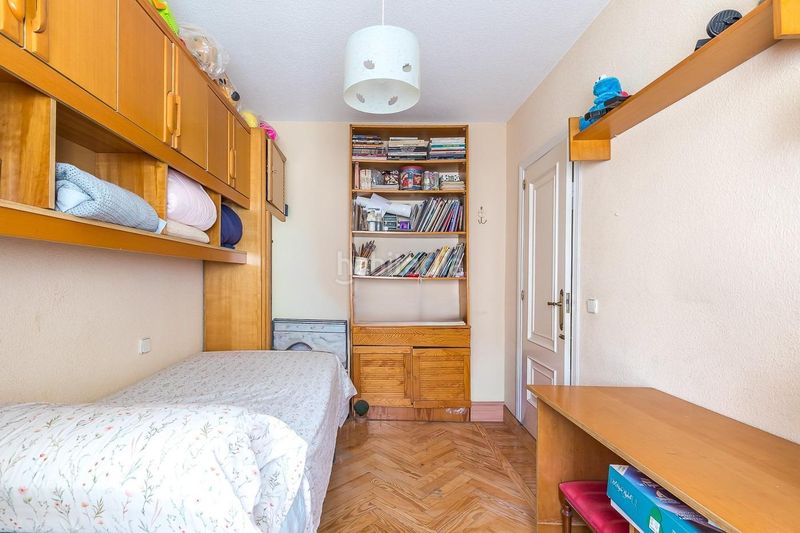 Foto 8f74be92-2325-4ba8-811c-319552130b86. Pis amb aparcament a El Viso Madrid