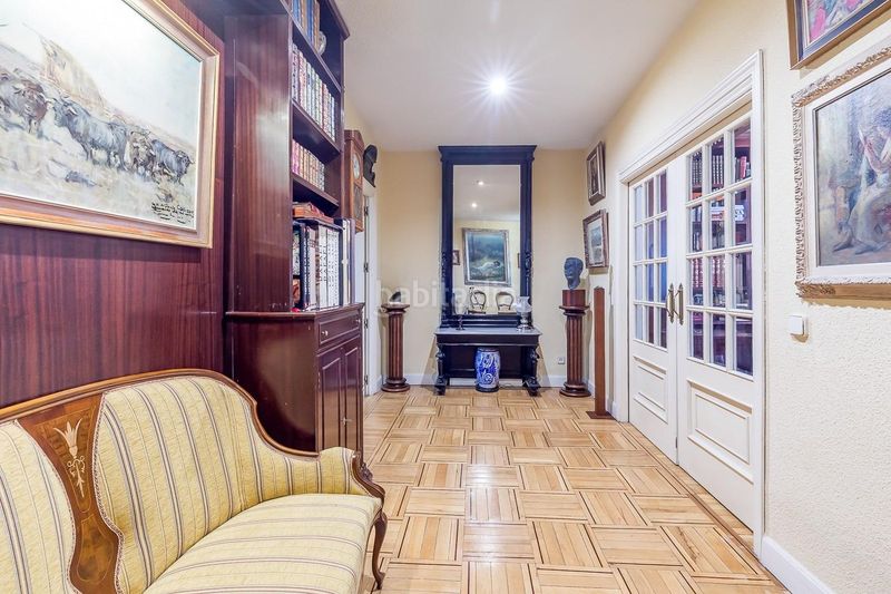 Foto 95eb9502-d592-4a4a-85a5-0413de47836c. Pis amb aparcament a El Viso Madrid