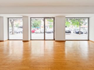 Local Comercial a Calle Calle Marroquina