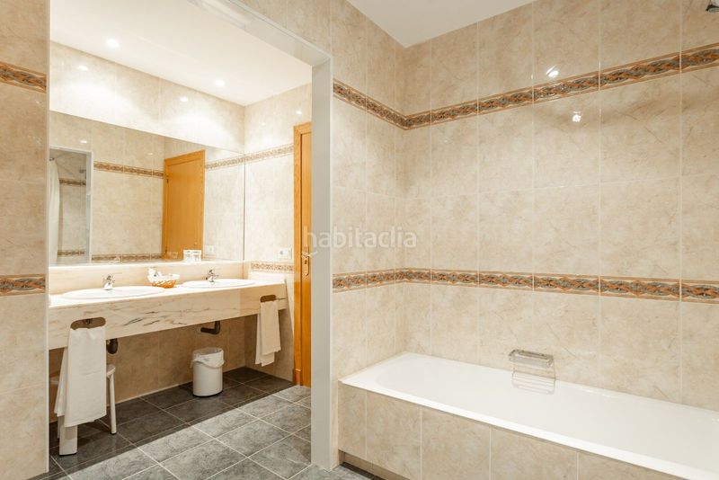 Foto a62e98c4-7771-42f3-871f-cb31e44f99c8. Affitto edificio in Yesa