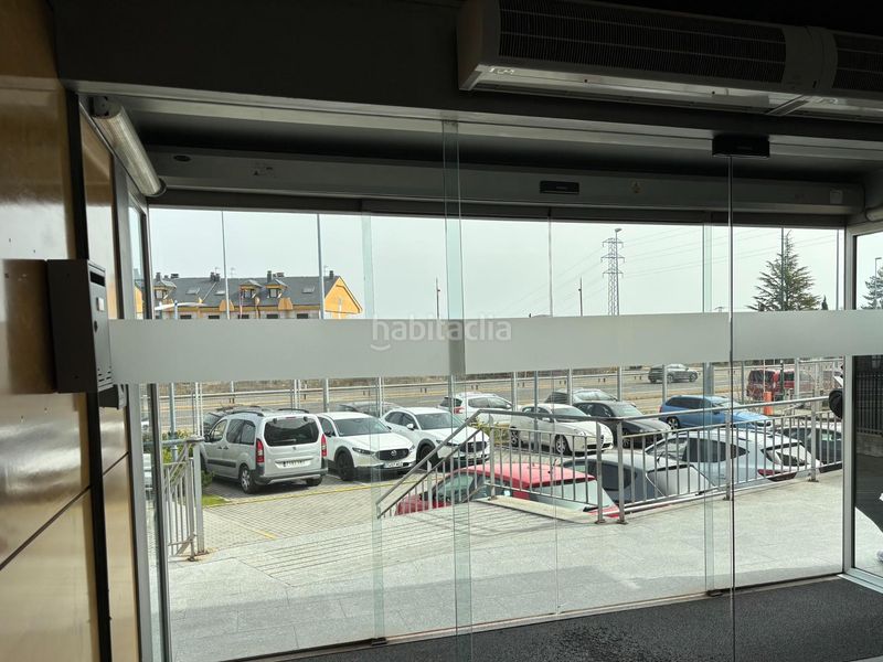 Foto e45b6f8d-1a35-4b17-9320-e9ef67256ef3. Edificio en Trobajo del camino