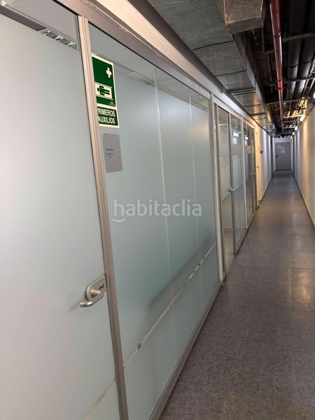 Foto 22aa59e1-f097-4f79-88e0-1429a2577a73. Edifici a Trobajo del camino
