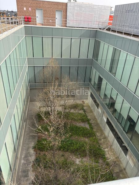 Foto 9330899d-2808-4dd2-9c09-c5456b2e6fd4. Edifici a Trobajo del camino
